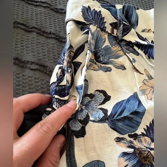 Floral Shorts - Picture 2 of 4